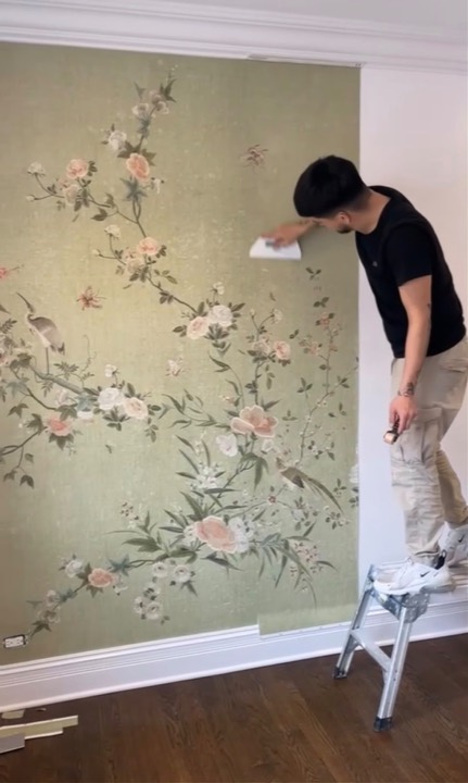 8A hanging a hand-painted wall covering